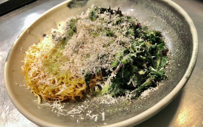 Sprossenkohlsalat by Milena und Erik