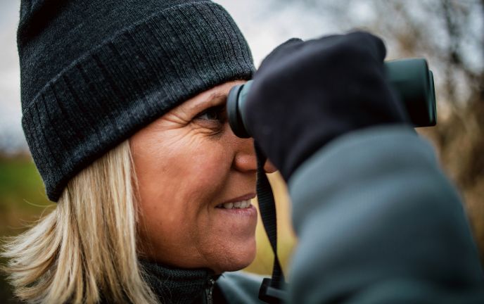 zaem Carmen Oberhauser, Birds Club Birdwatching, Hard zaem Carmen Oberhauser, Birds Club Birdwatching, Hard