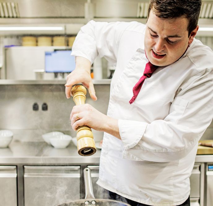 Mario Fitzek, Löwen Nofels